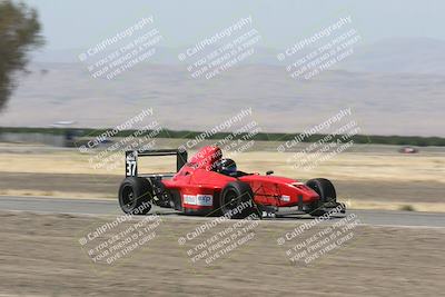 media/Jun-02-2024-CalClub SCCA (Sun) [[05fc656a50]]/Group 6/Qualifying/